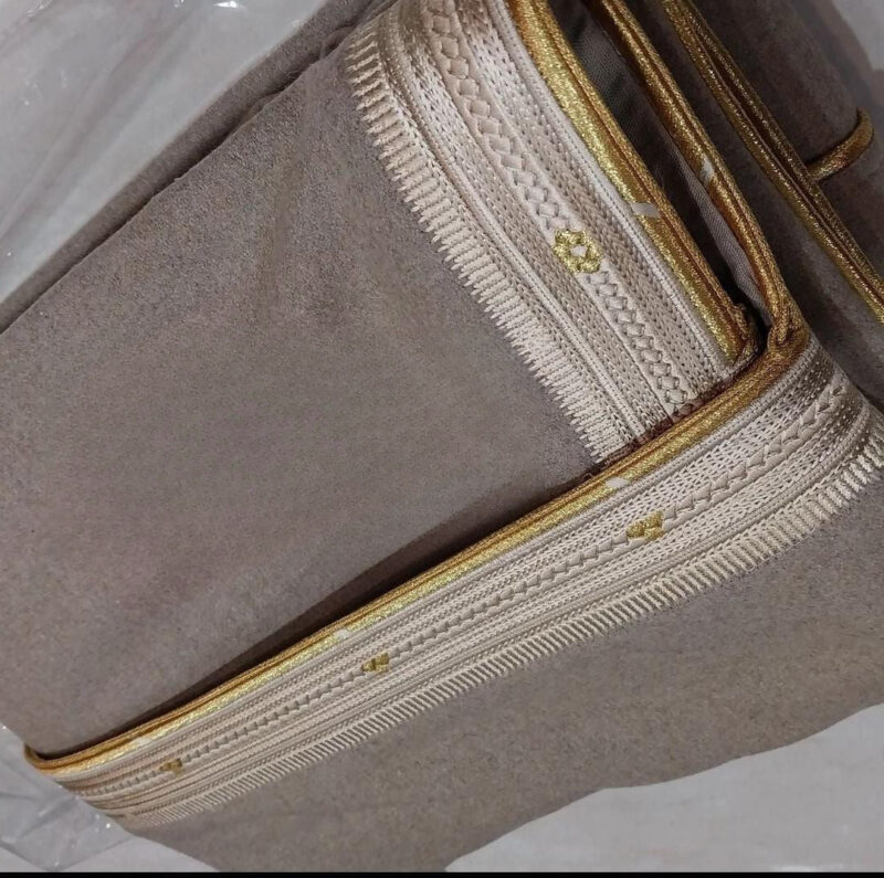 بشت كمبيوتر معمول بالزري  الفاخر تنجيم مكسر زري